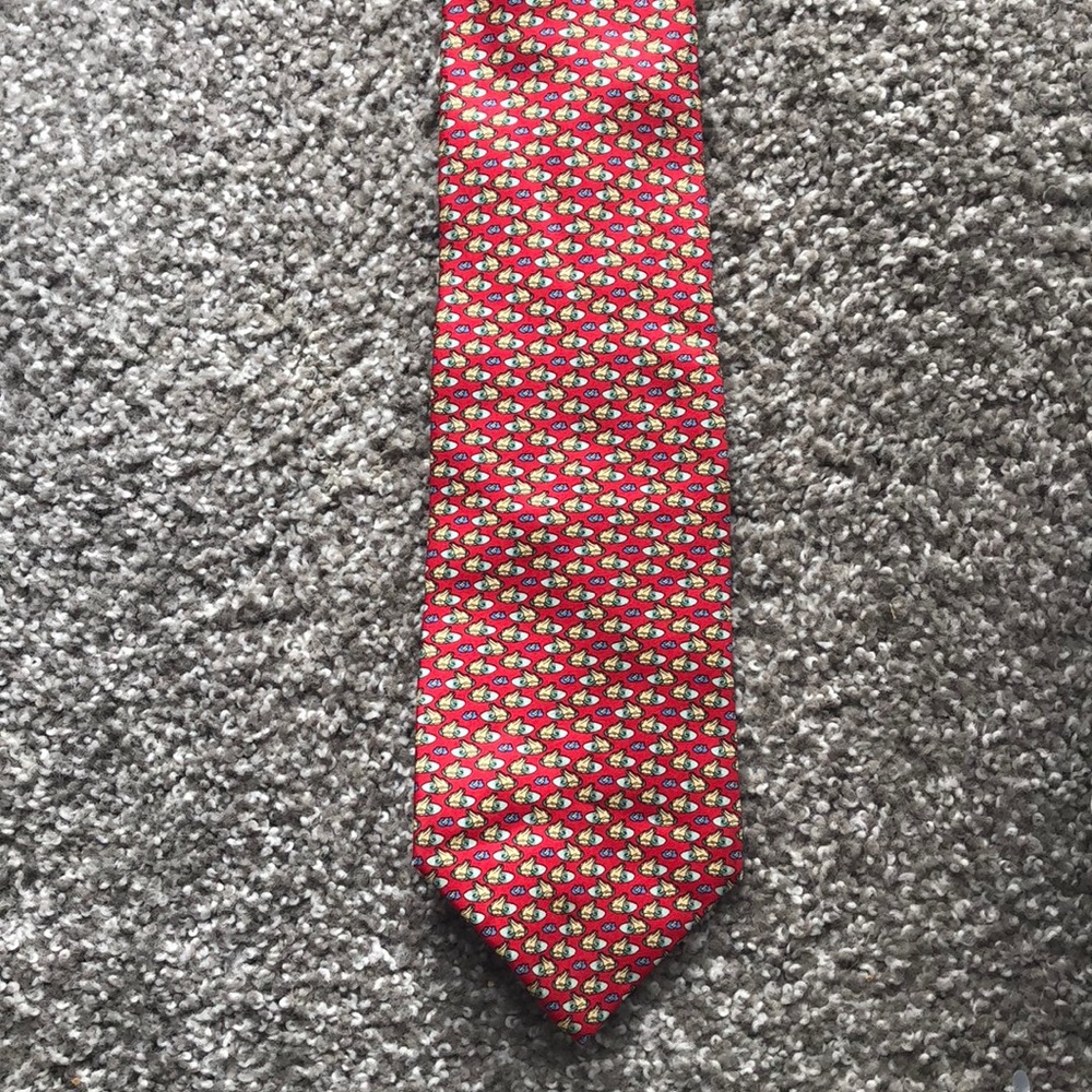 Brooks brothers tie! Red frogs